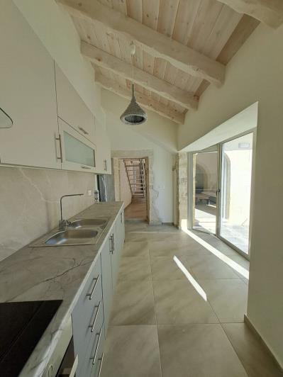 Image No.10-3 Bed House for sale