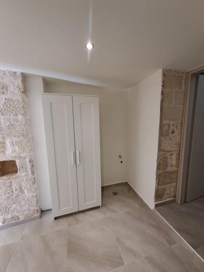 Image No.15-3 Bed House for sale