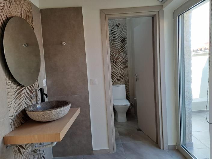 Image No.25-3 Bed House for sale