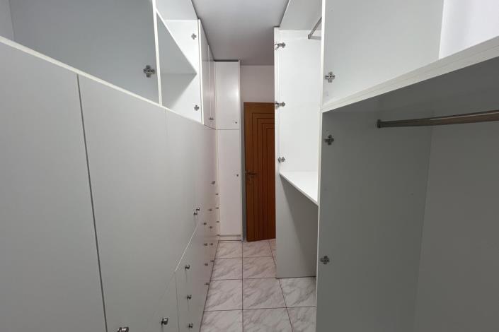 Image No.34-2 Bed House for sale