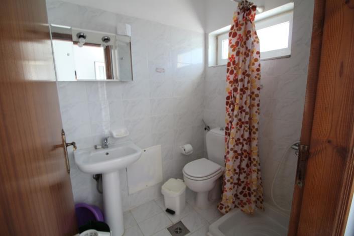 Image No.4-15 Bed Hotel for sale