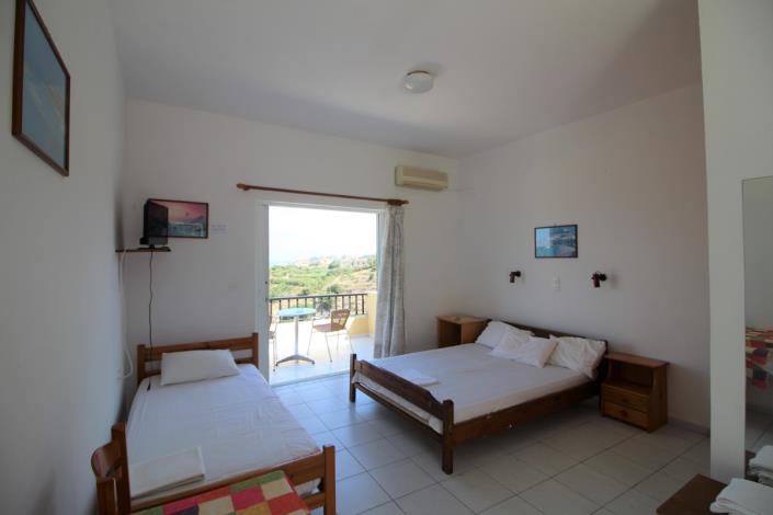 Image No.6-15 Bed Hotel for sale