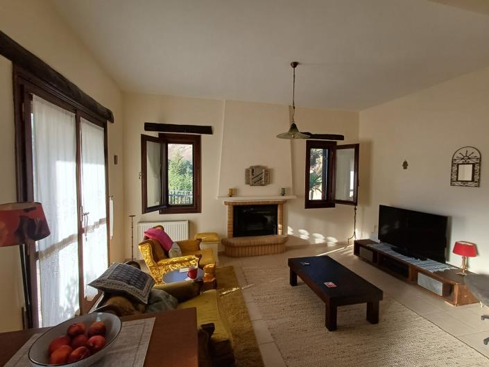 Image No.14-2 Bed House for sale