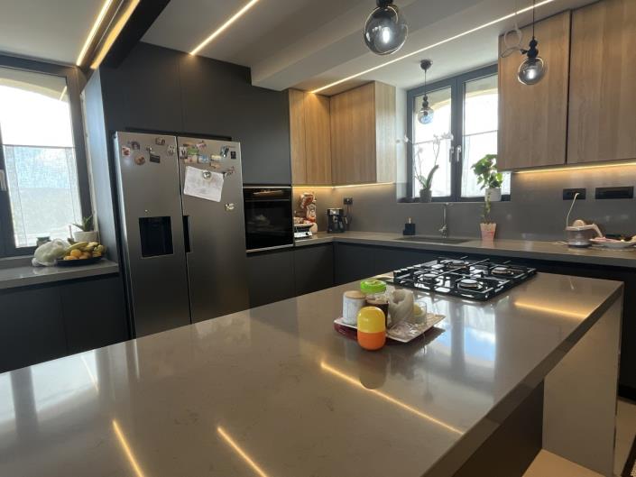 Image No.8-3 Bed Villa for sale