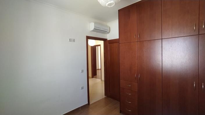 Image No.8-3 Bed Apartment for sale