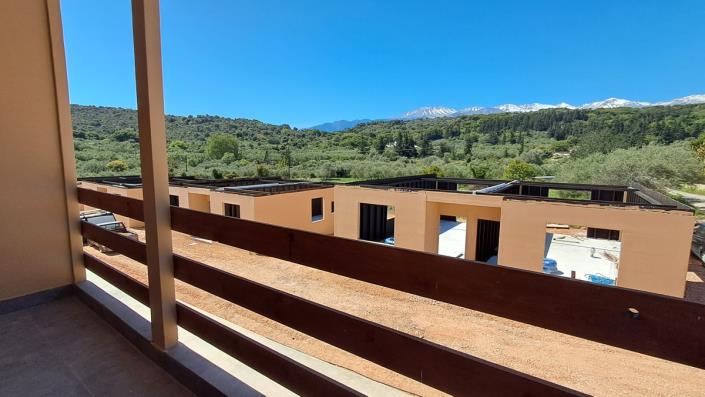 Image No.3-2 Bed House for sale