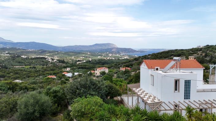 Image No.1-2 Bed Villa for sale