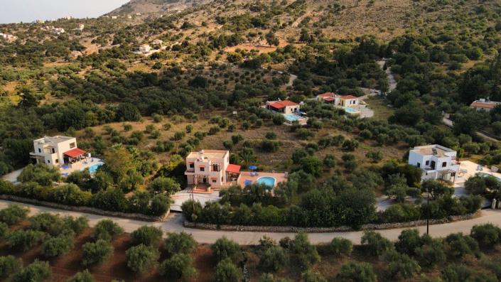 Image No.18-4 Bed House for sale