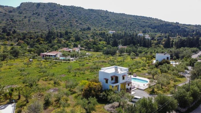 Image No.19-4 Bed House for sale