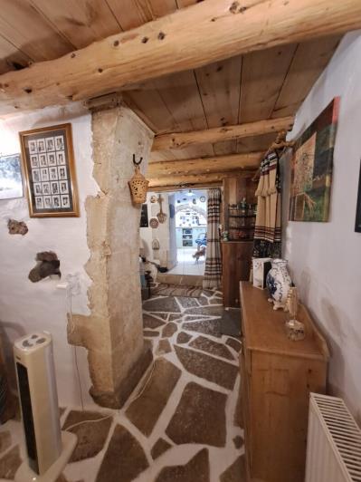 Image No.22-2 Bed House for sale