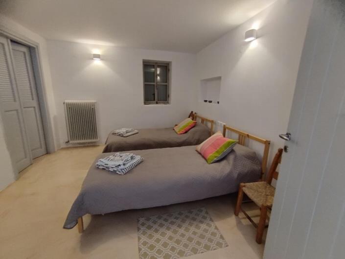 Image No.31-5 Bed House for sale