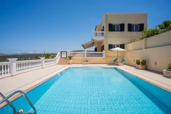 Image No.2-Villa de 4 chambres à vendre à Kissamos