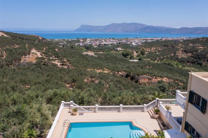 Image No.27-Villa de 4 chambres à vendre à Kissamos