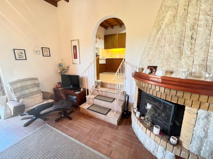 Image No.6-4 Bed House for sale