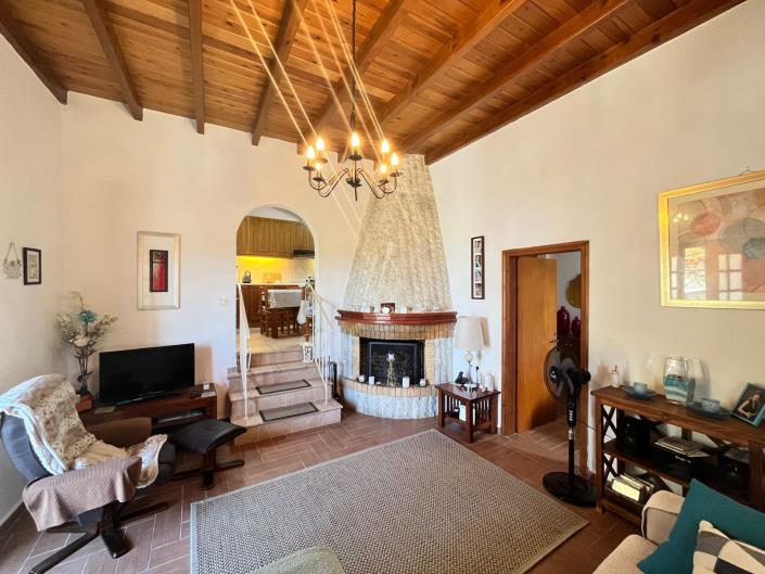 Image No.7-4 Bed House for sale