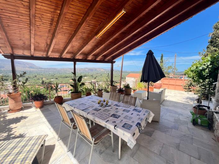 Image No.2-4 Bed House for sale