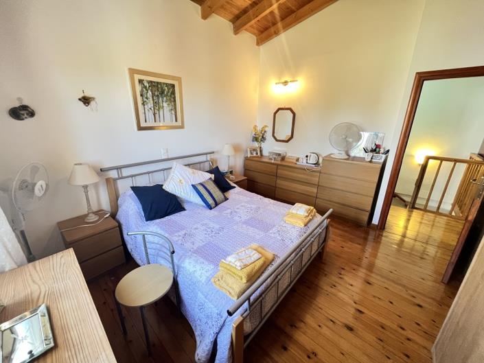 Image No.9-4 Bed House for sale