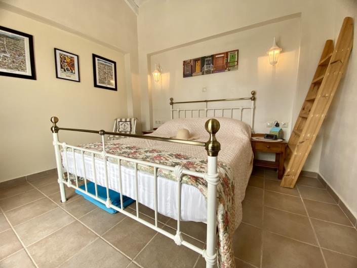 Image No.24-4 Bed Villa / Detached for sale