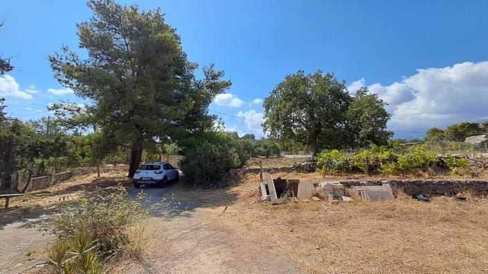 Image No.5-2 Bed House for sale