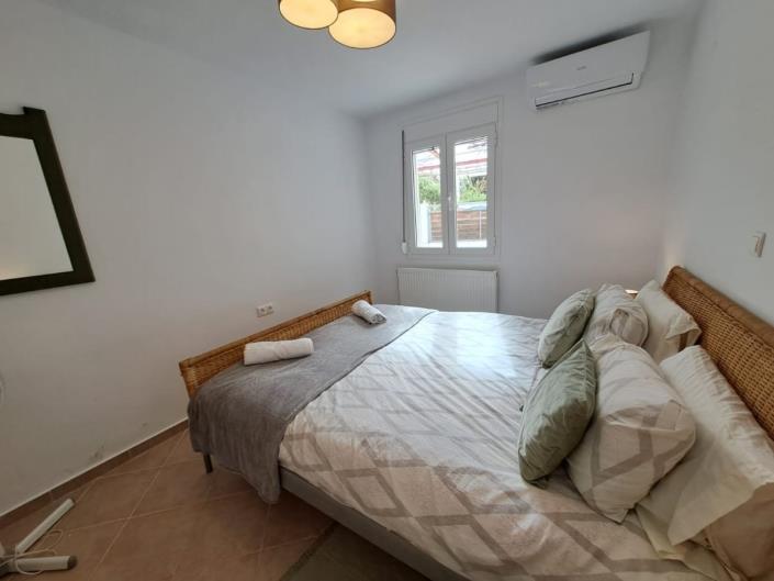 Image No.6-Maison de 2 chambres à vendre à Plaka