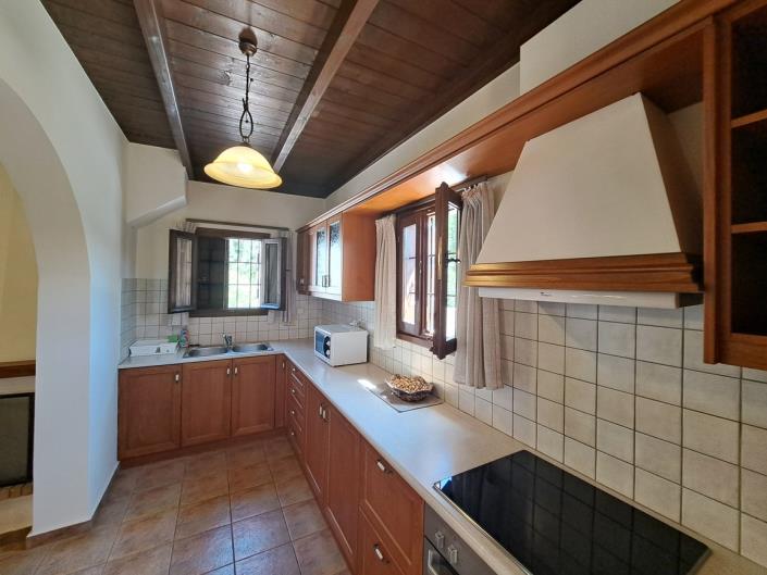 Image No.6-3 Bed Maisonette for sale