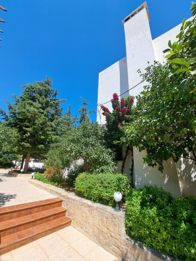 Image No.18-2 Bed Maisonette for sale