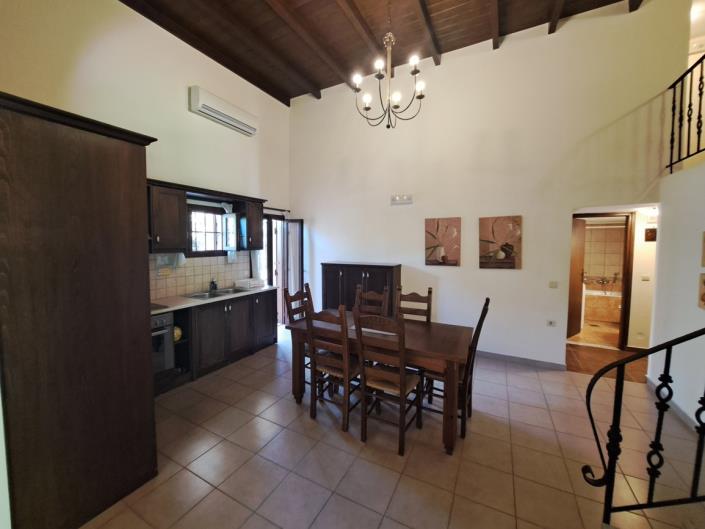 Image No.6-2 Bed Maisonette for sale