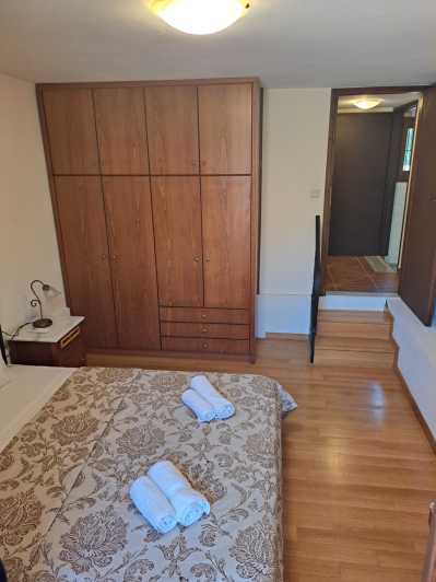 Image No.20-2 Bed Maisonette for sale