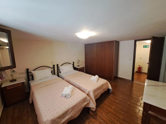 Image No.24-2 Bed Maisonette for sale