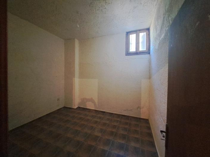 Image No.25-2 Bed Maisonette for sale