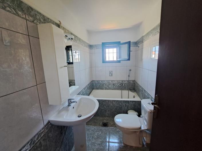 Image No.24-Maison de 3 chambres à vendre à Douliana