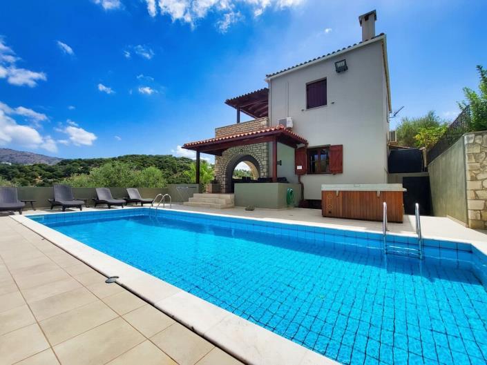 Image No.1-4 Bed Villa for sale
