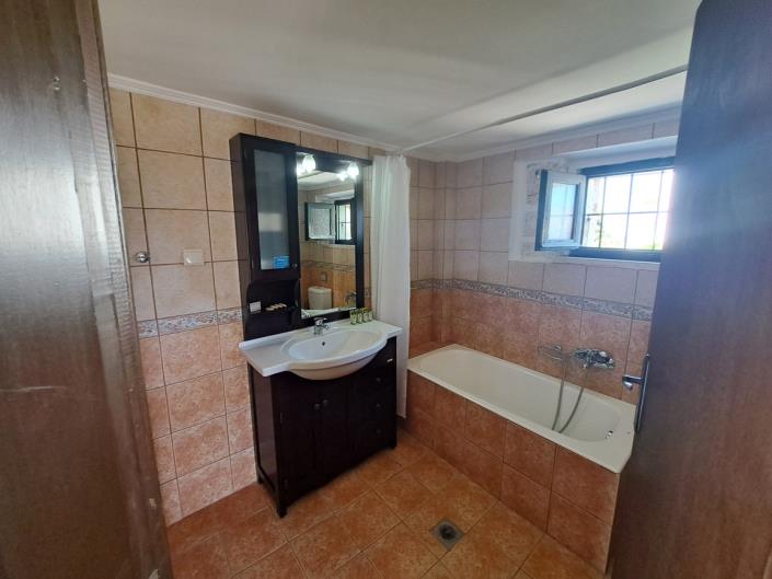 Image No.17-Maison de 3 chambres à vendre à Douliana