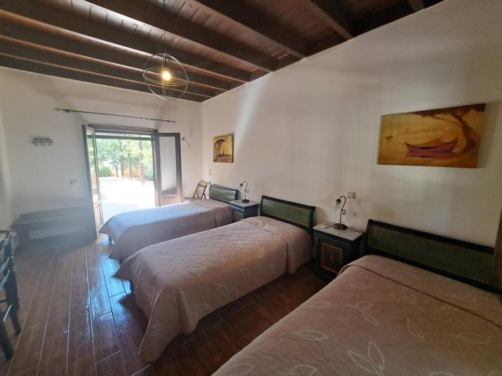 Image No.13-Maison de 4 chambres à vendre à Douliana