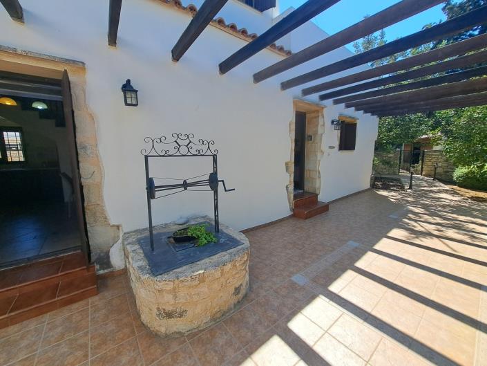 Image No.15-Maison de 4 chambres à vendre à Douliana