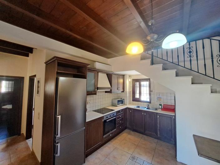 Image No.16-Maison de 4 chambres à vendre à Douliana