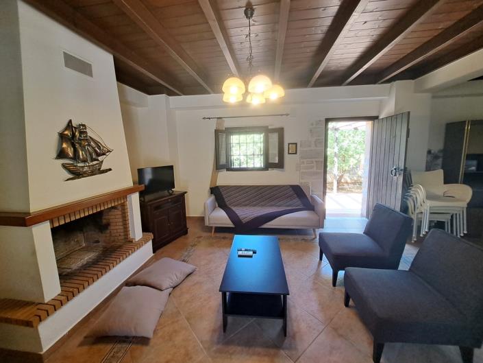 Image No.19-Maison de 4 chambres à vendre à Douliana