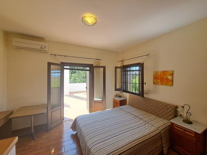 Image No.29-Maison de 4 chambres à vendre à Douliana