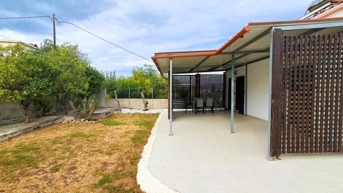 Image No.21-2 Bed Villa / Detached for sale