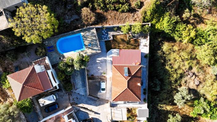 Image No.32-2 Bed Villa / Detached for sale