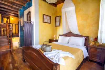 Villa-For-Sale-in-Samonas-village-6