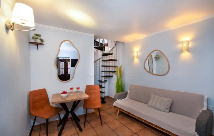 Image No.3-1 Bed House for sale