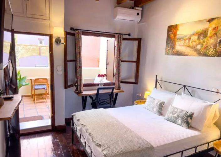 Image No.2-1 Bed House for sale