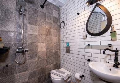 9b8433_ee653bb15c924481ac438911e530dc76-mv2