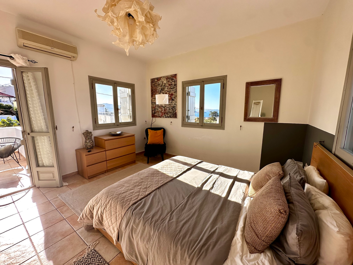 Image No.6-2 Bed House for sale