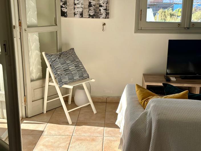 Image No.8-2 Bed House for sale