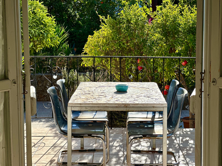 Image No.9-2 Bed House for sale