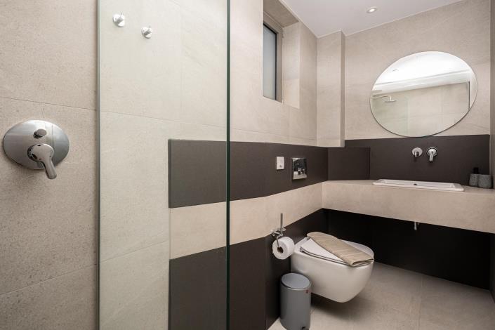 Image No.21-2 Bed Villa / Detached for sale