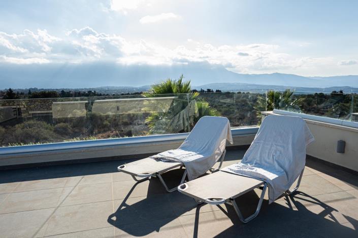 Image No.22-2 Bed Villa / Detached for sale