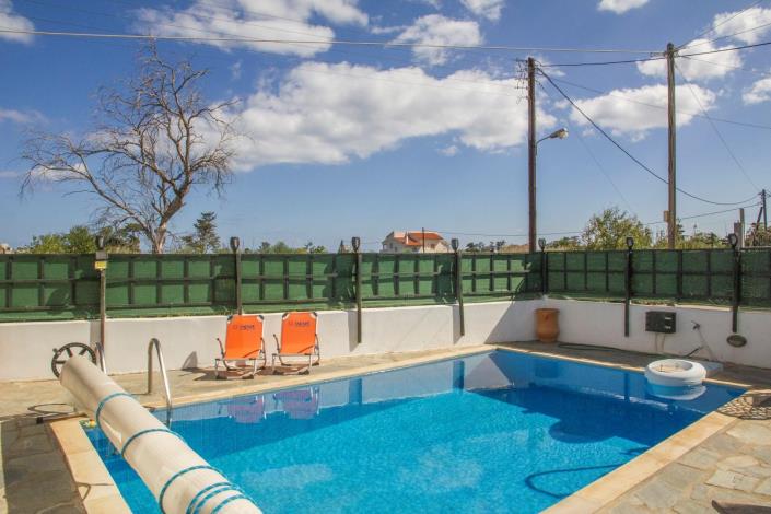 Image No.5-2 Bed House for sale